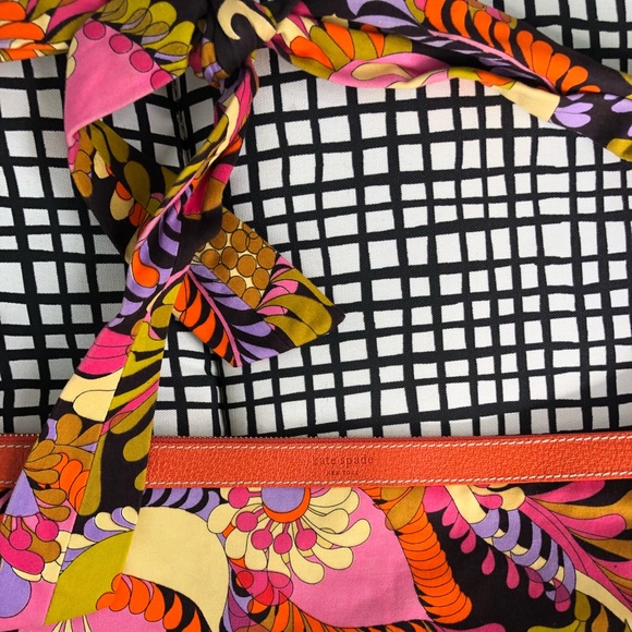 KATE SPADE FLORAL TIE PURSE - Picture 2 of 5